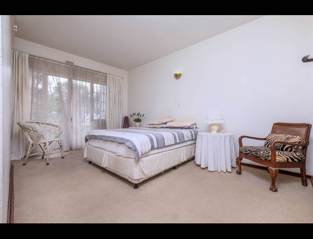 3 BEDROOM DUPLEX FOR SALE IN SANDOWN